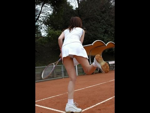 テニス女子のパンチラ！