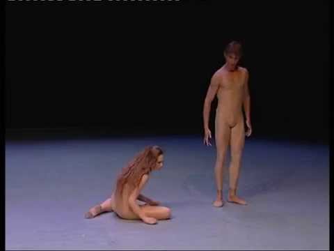 【芸術】全裸の男女がダンス！